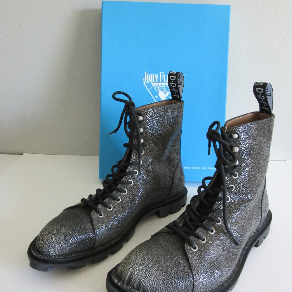 John Fluevog Grey Pebble Sixfields Size 9 Grunge Northampton Lace Up Boots-NEW